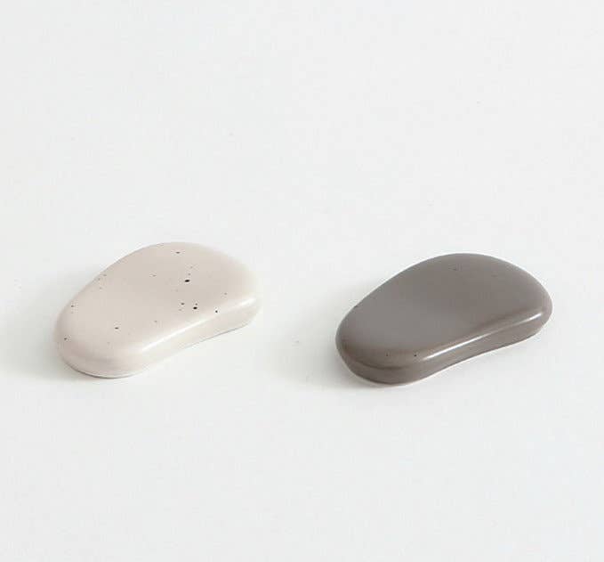 Jin Spoon and Chopstick Rest