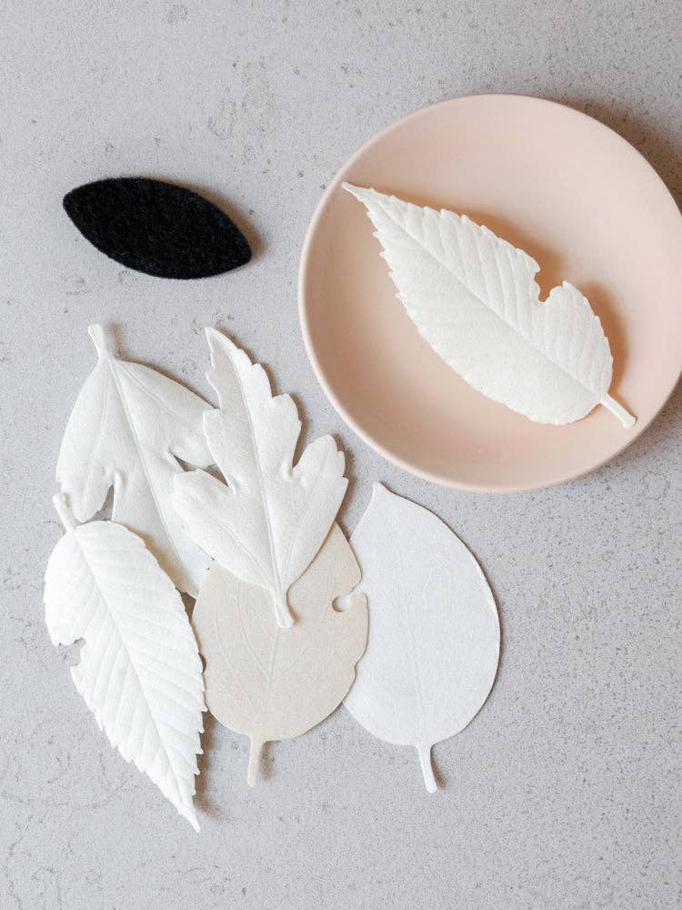 HA KO Paper Incense - Wooden Box Set of 6 Leaves With Burning Dish