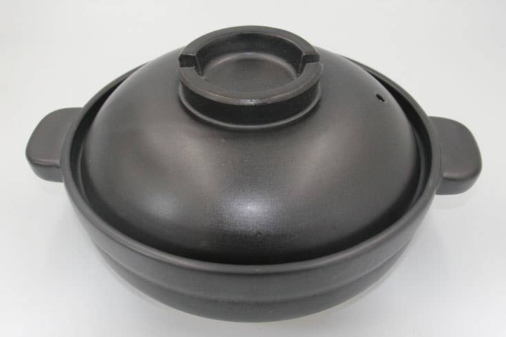 Kamoshika Earthenware Donabe Pot