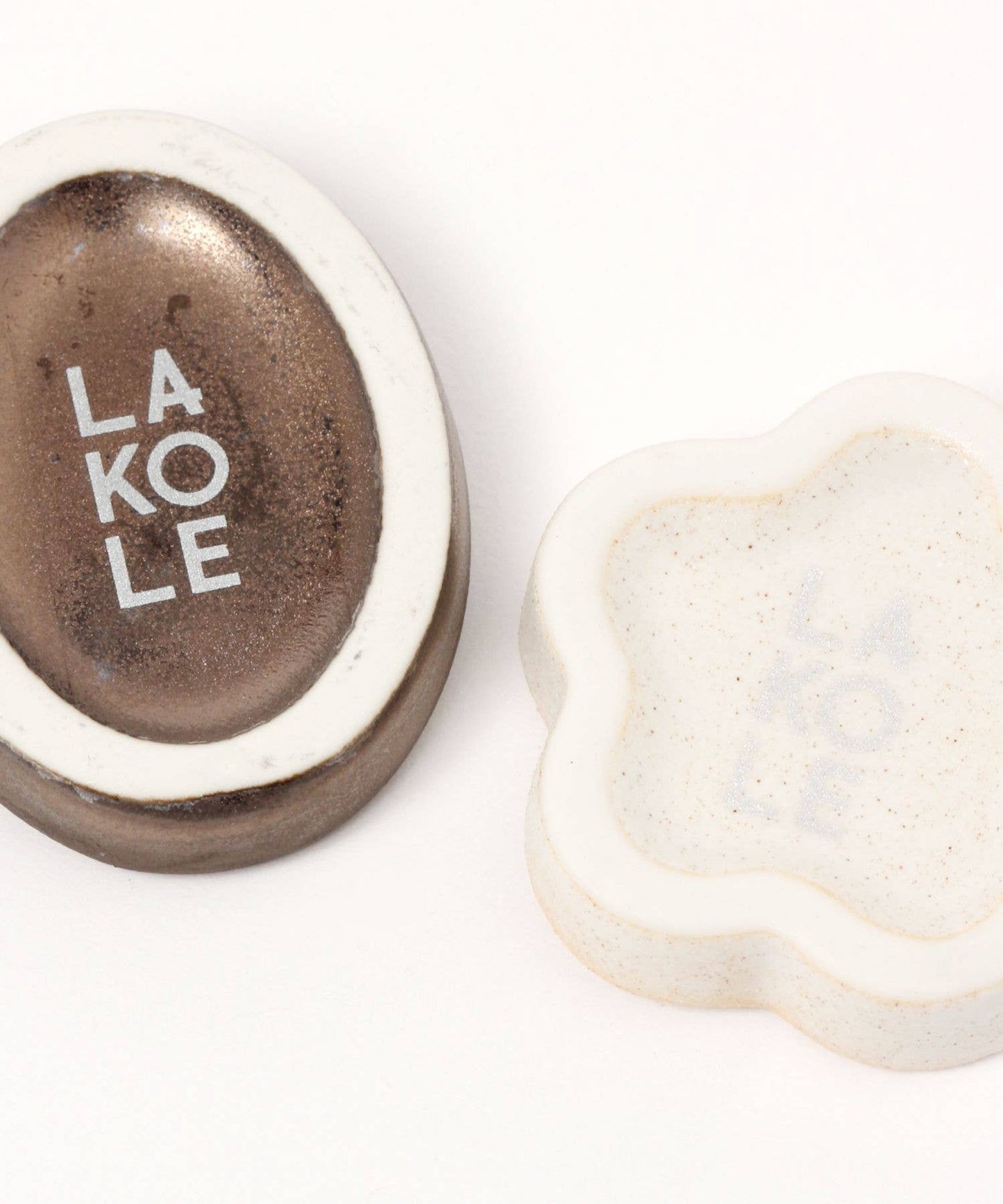 Obanzai Bronze-Gold Chopstick Rest