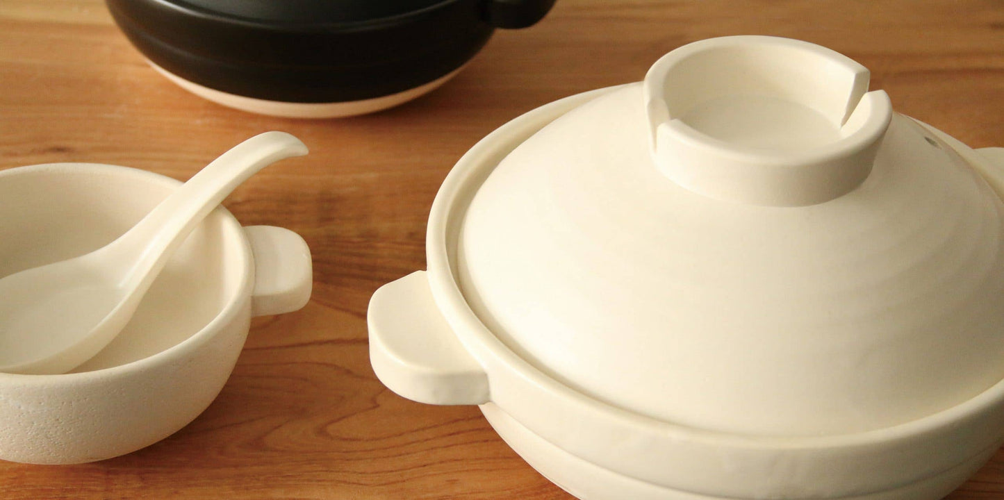 Kamoshika Earthenware Donabe Pot