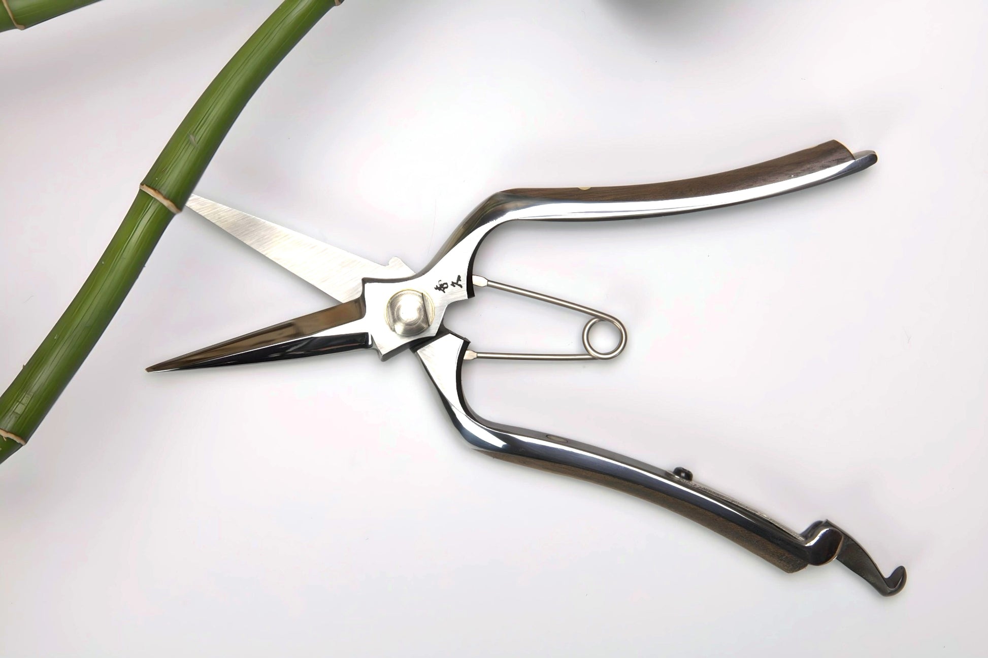 sentei garden scissors Sentei Garden Scissors – OHAYO DESIGNS